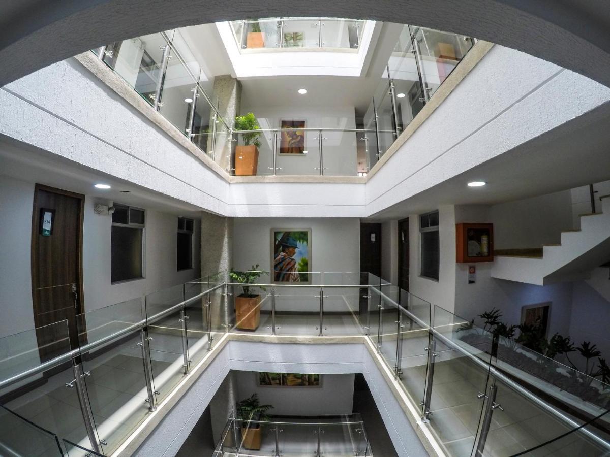 בלו Hotel Prada Sas מראה חיצוני תמונה
